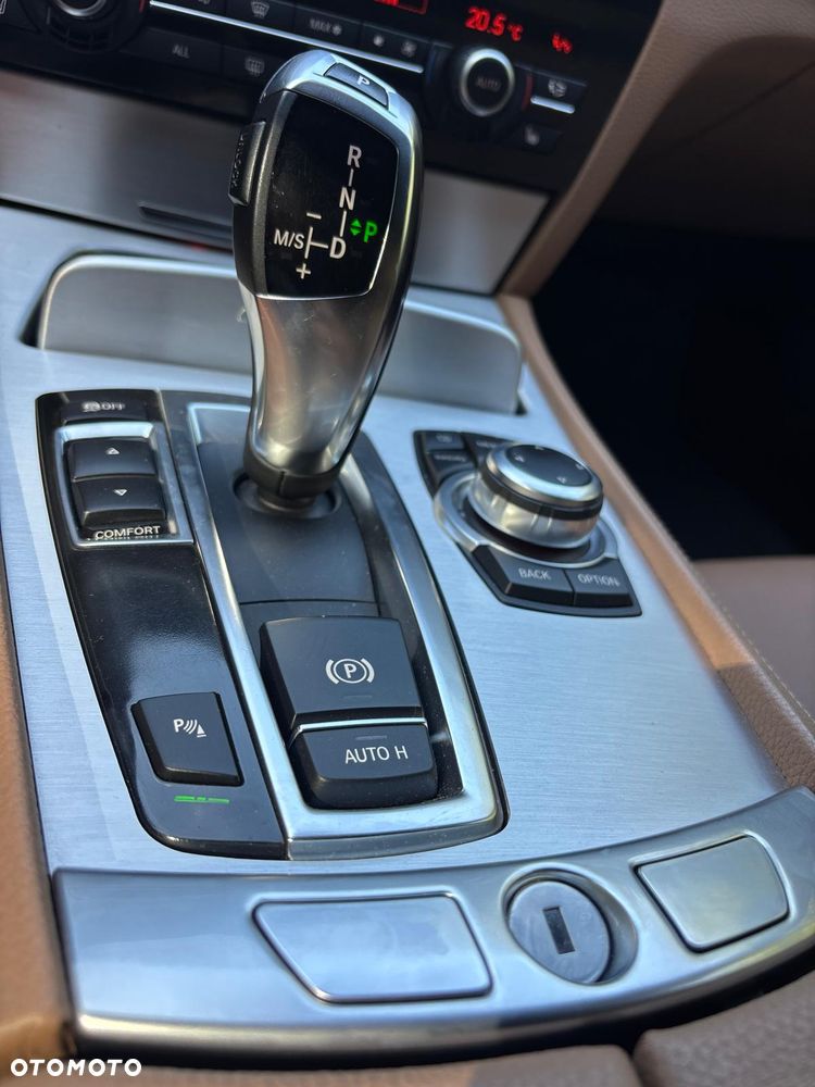 BMW Seria 7 - 26