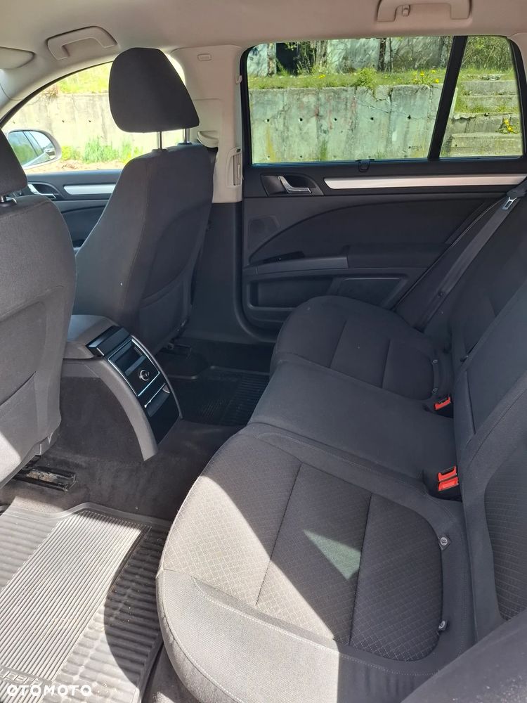 Skoda Superb 2.0 TDI 4x4 Elegance DSG - 9