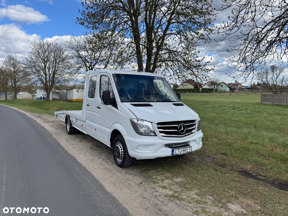 Mercedes-Benz Sprinter - 1