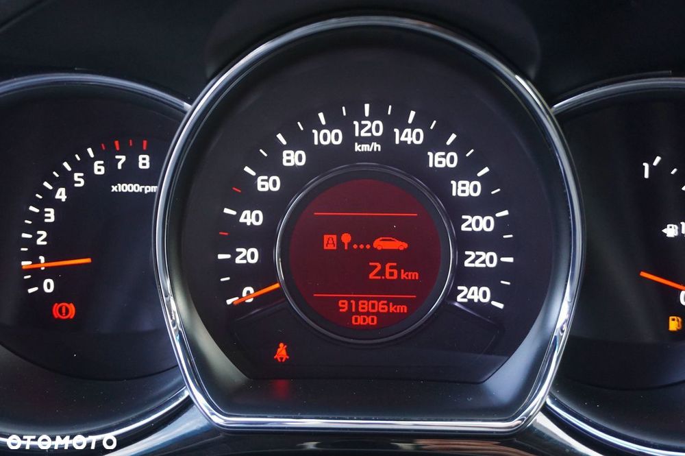 Kia Ceed 1.6 GDI Dream Team Edition - 15