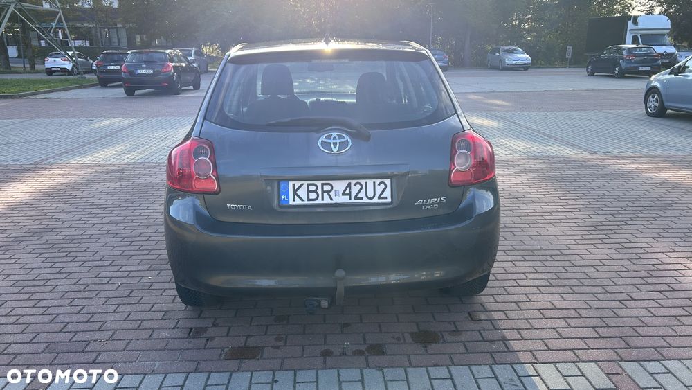 Toyota Auris 2007 photo 3