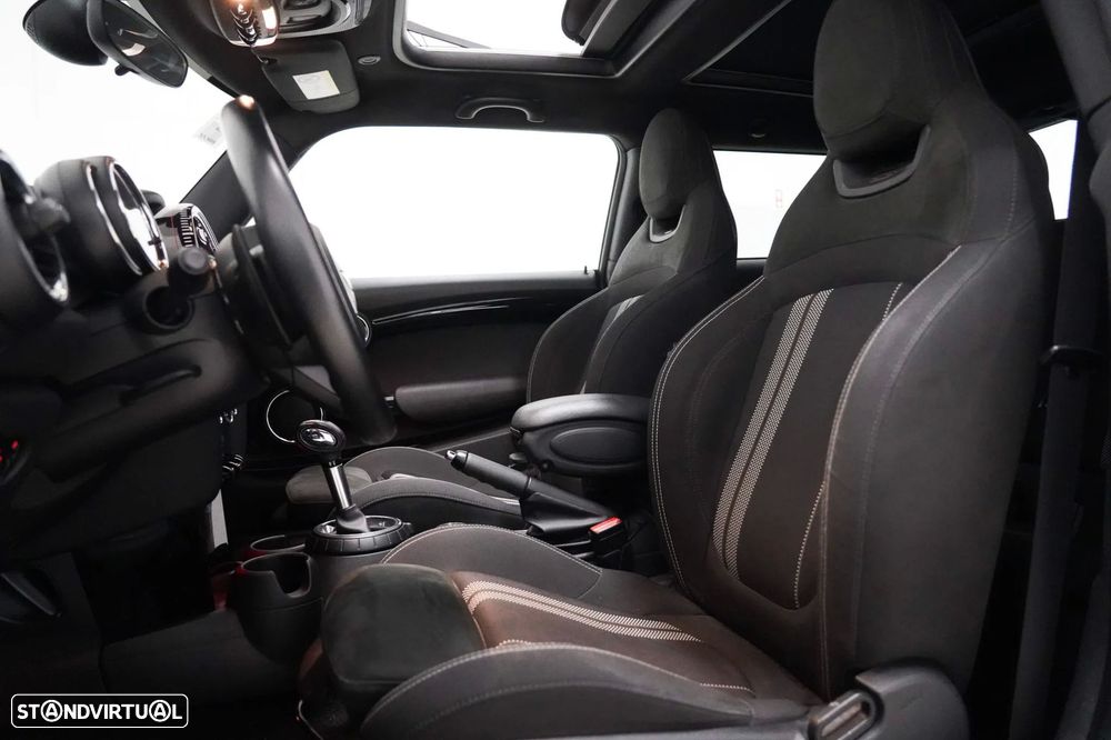 MINI 3 Portas John Cooper Works Aut. - 6