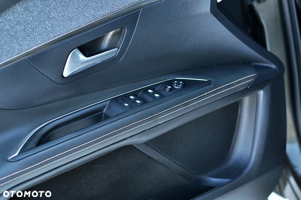 Peugeot 3008 1.5 BlueHDi GT Pack S&S EAT8 - 20