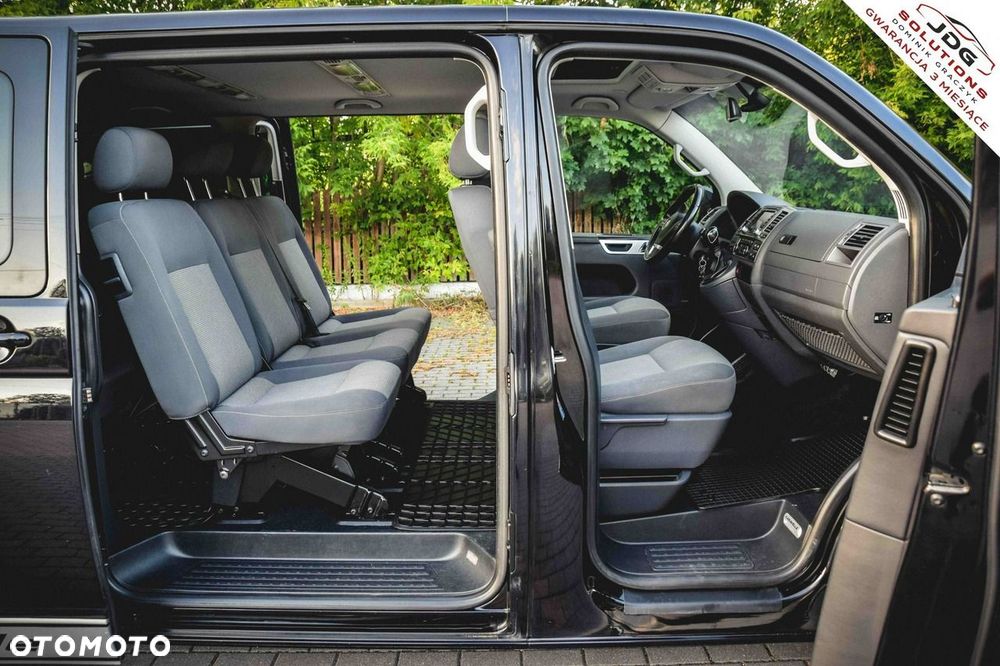 Volkswagen Caravelle - 24