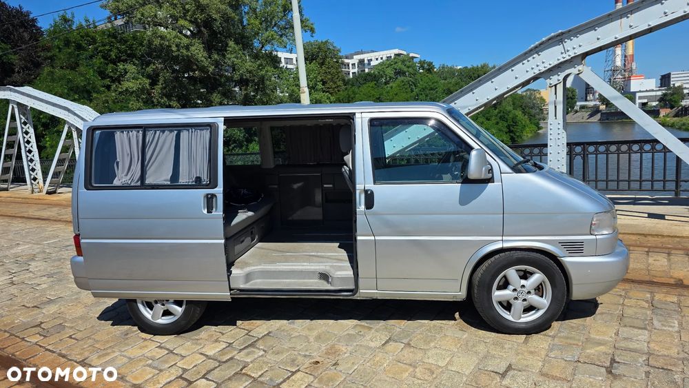 Volkswagen Multivan - 6