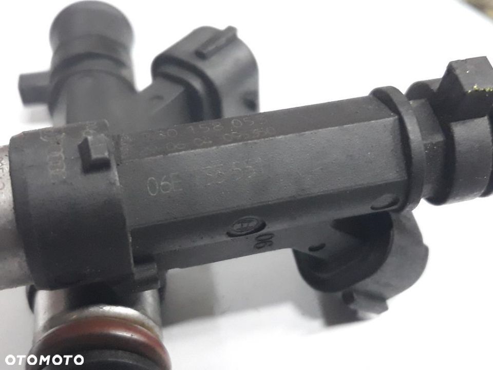 Wtryski Wtrysk AUDI A6 C6 2.4 BDW 06E133551 - 2