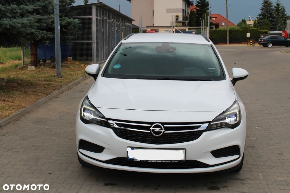 Opel Astra 1.6 CDTI Elite S&S - 4