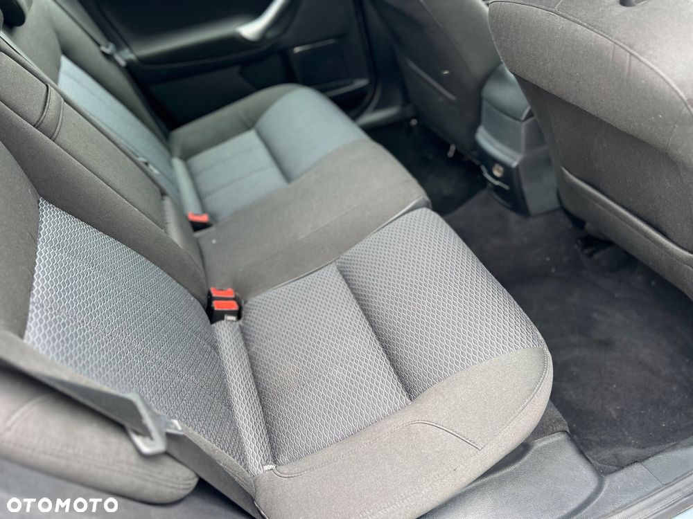 Ford Mondeo - 14