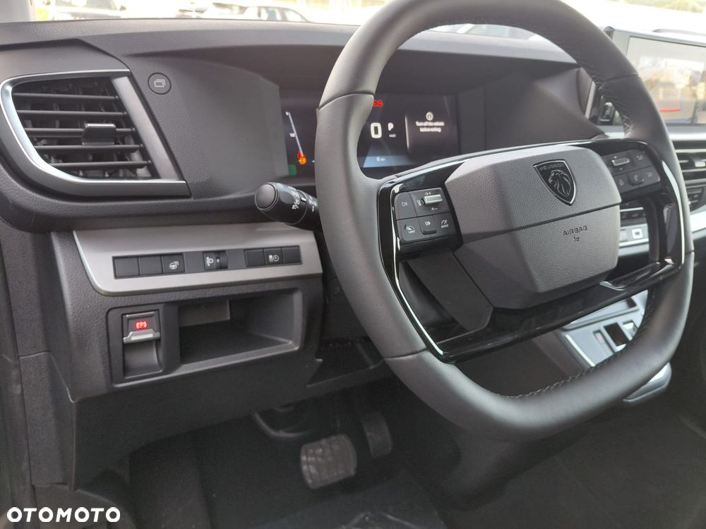 Peugeot Traveller 2.2 BlueHDi Long Business EAT8 - 17