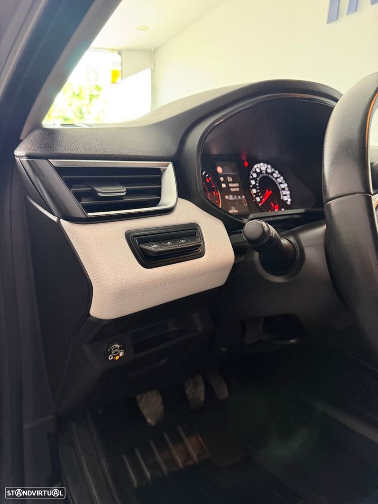 Renault Clio 1.0 TCe Limited Bi-Fuel - 22
