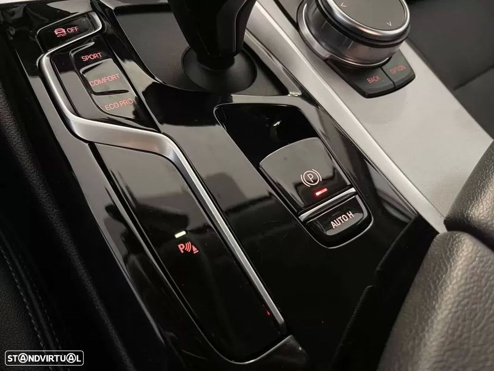 BMW 520 d Auto - 35