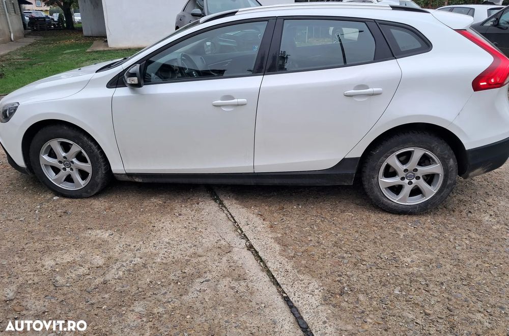 Volvo V40 - 8