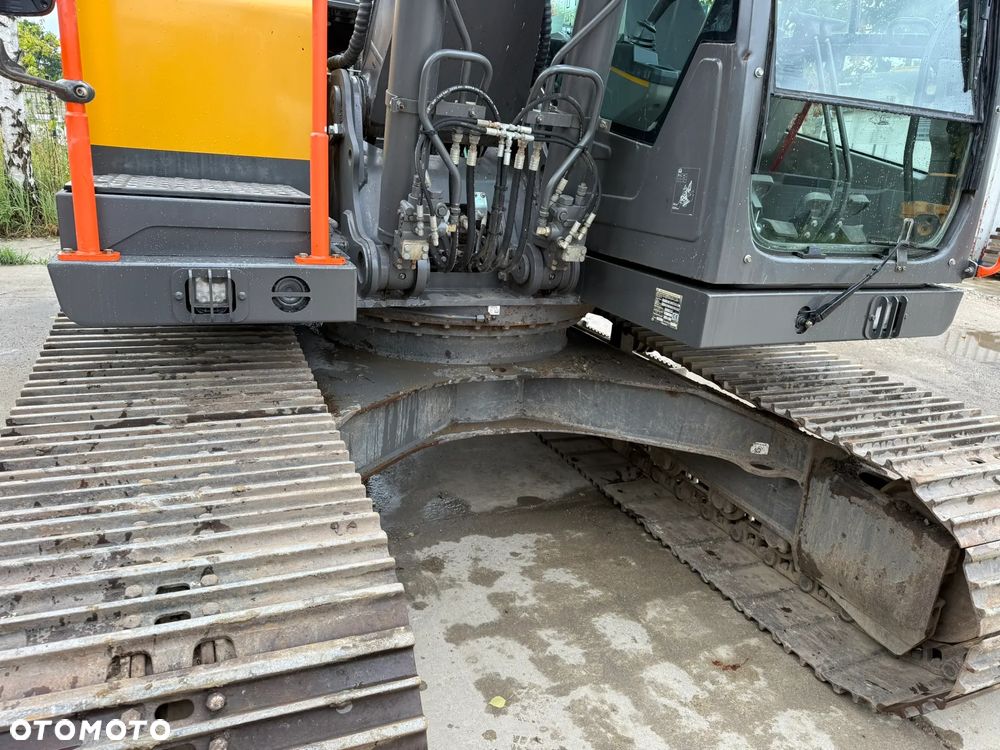 Volvo EC 140 EL - 9