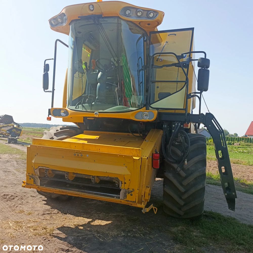 New Holland CSX 7080 - 19