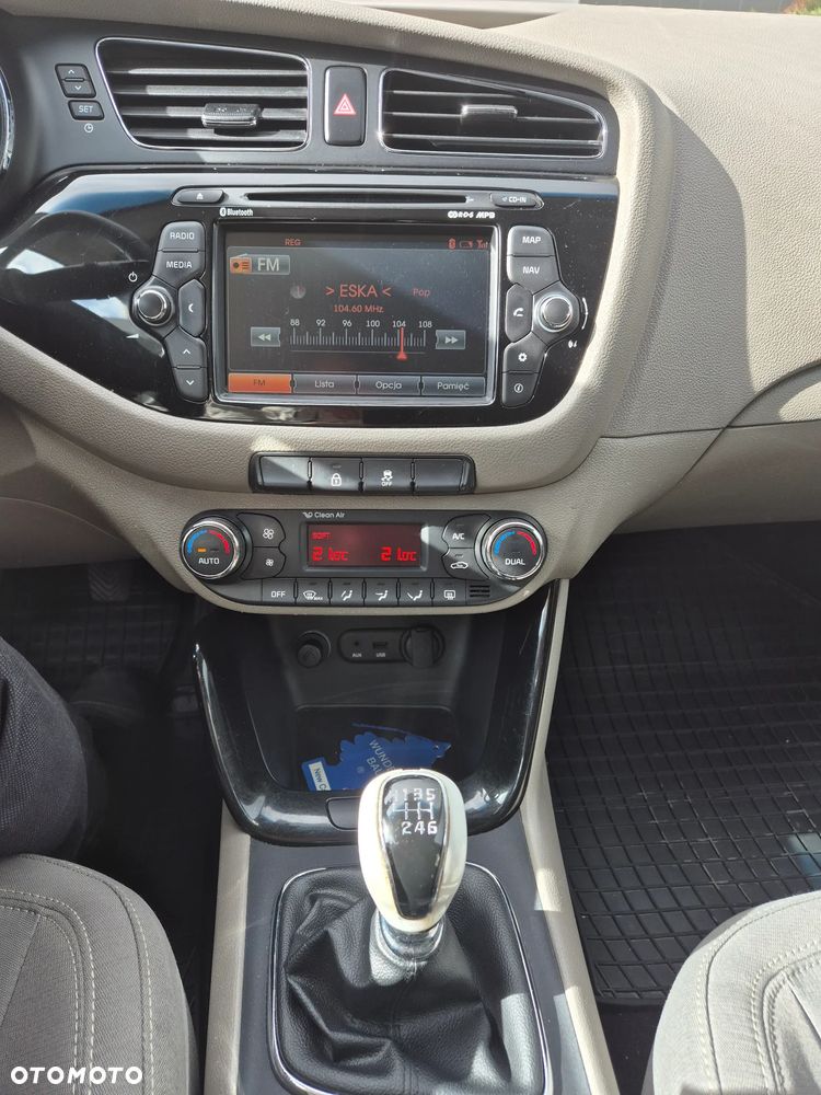 Kia Ceed 1.6 GDI L Business Line - 11