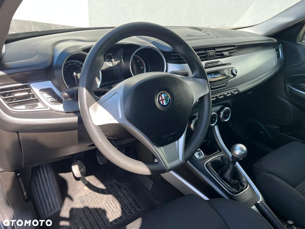 Alfa Romeo Giulietta - 14