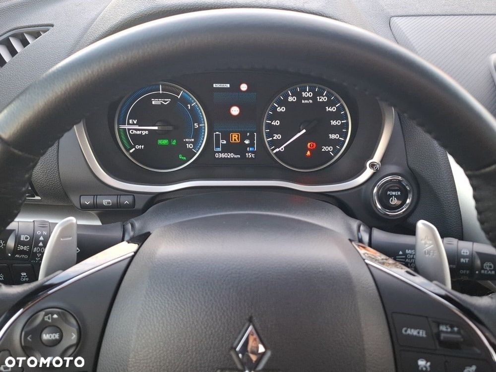 Mitsubishi Eclipse Cross - 31