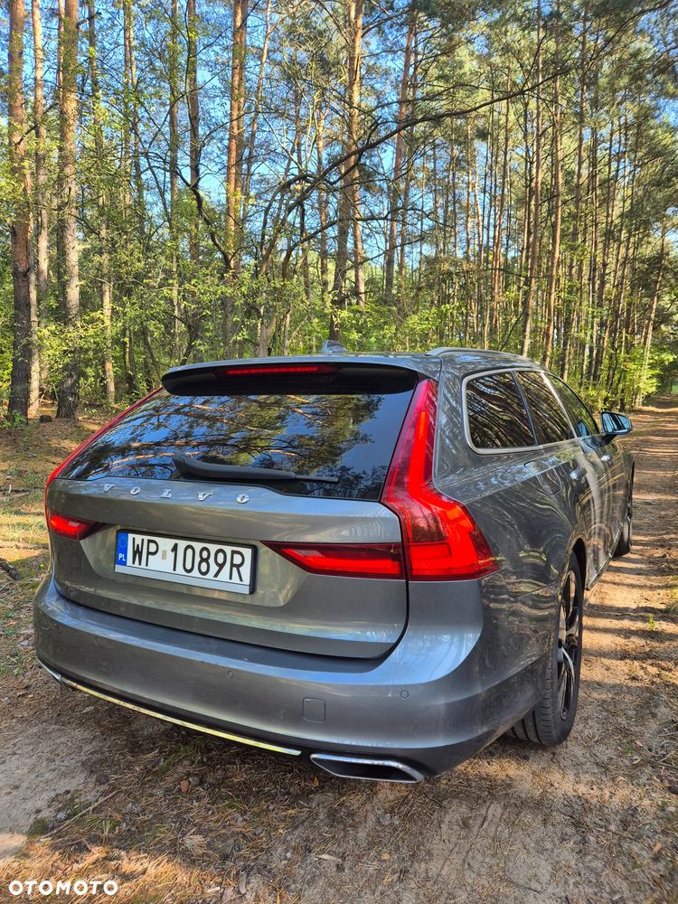Volvo V90 D4 AWD Inscription - 4