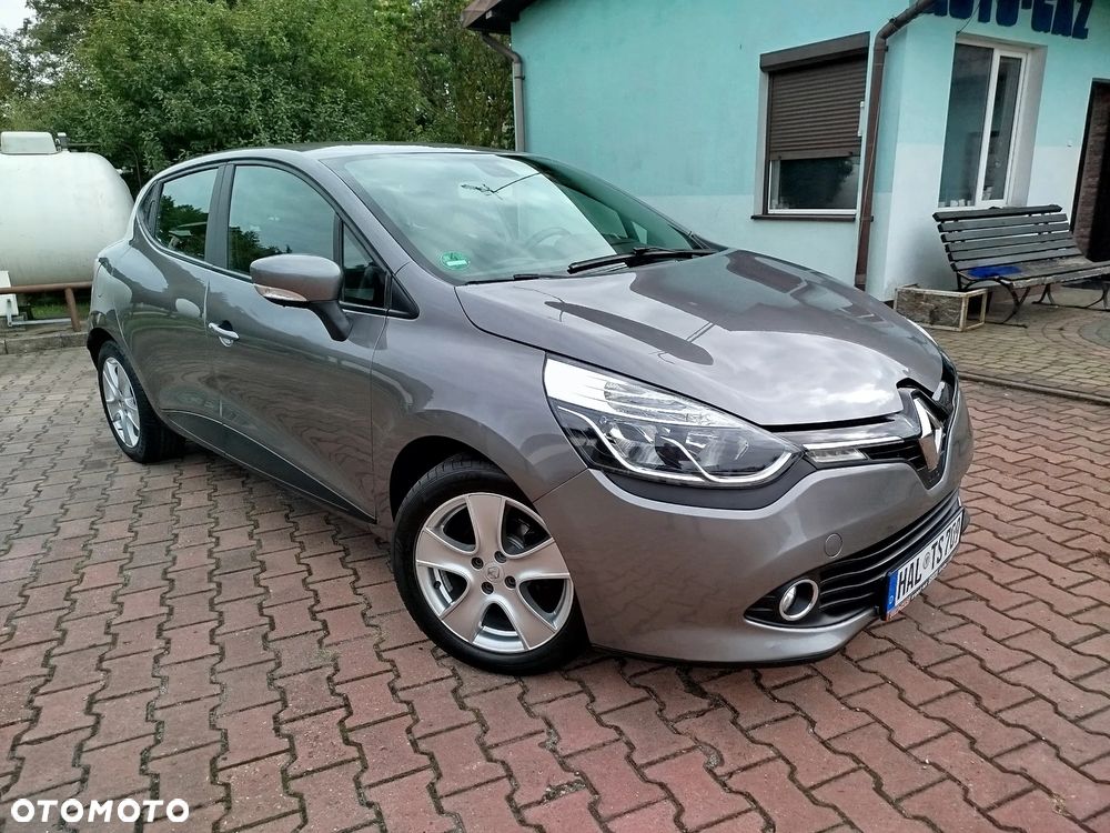 Renault Clio 1.2 16V 75 LIMITED - 4