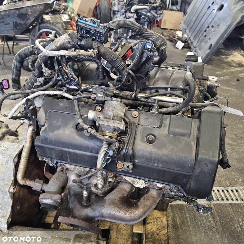 SILNIK KOMPLETNY CADILLAC DTS 4.6 - 2