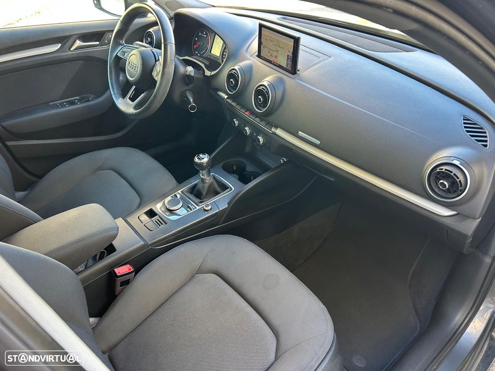 Audi A3 Sportback 30 TDI Sport - 8