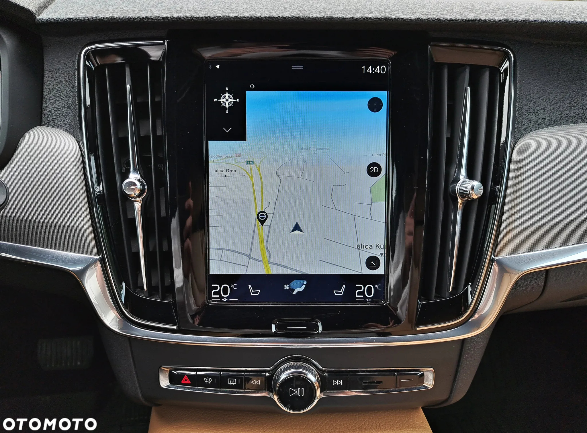 Volvo V90 Cross Country D4 AWD Geartronic Pro - 8