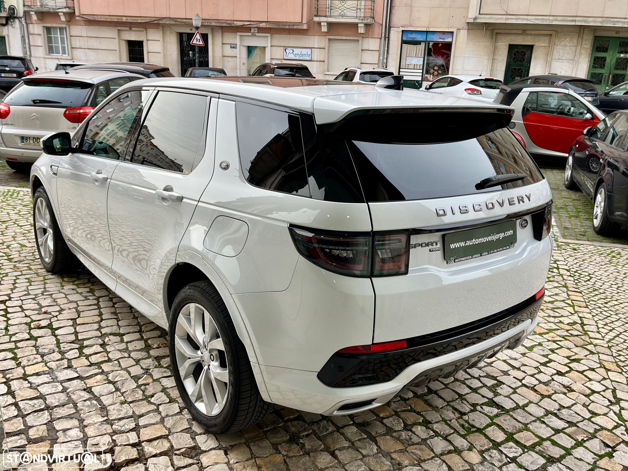 Land Rover Discovery Sport 1.5 I3 P300e AWD R-Dynamic - 6