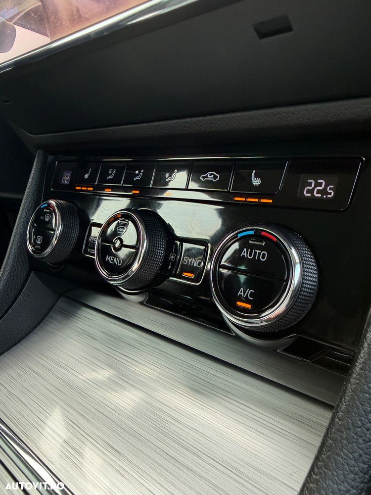 Skoda Superb 2.0 TDI DSG Active - 29