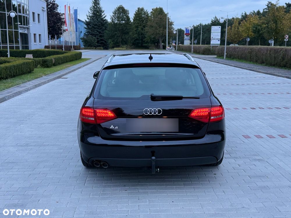 Audi A4 Avant - 29