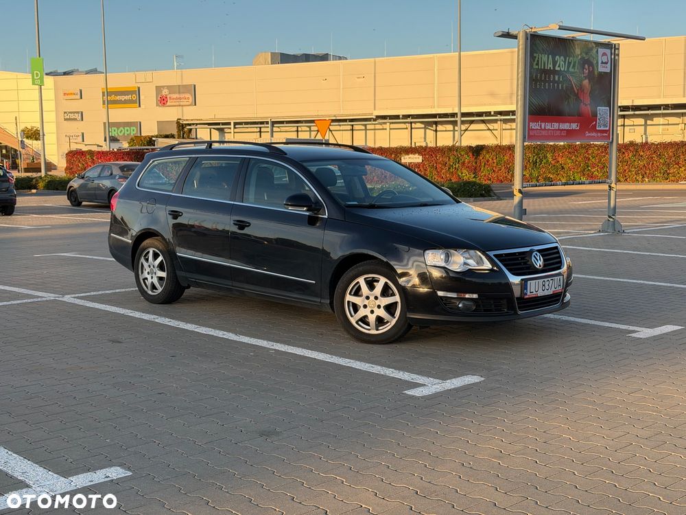 Volkswagen Passat - 2