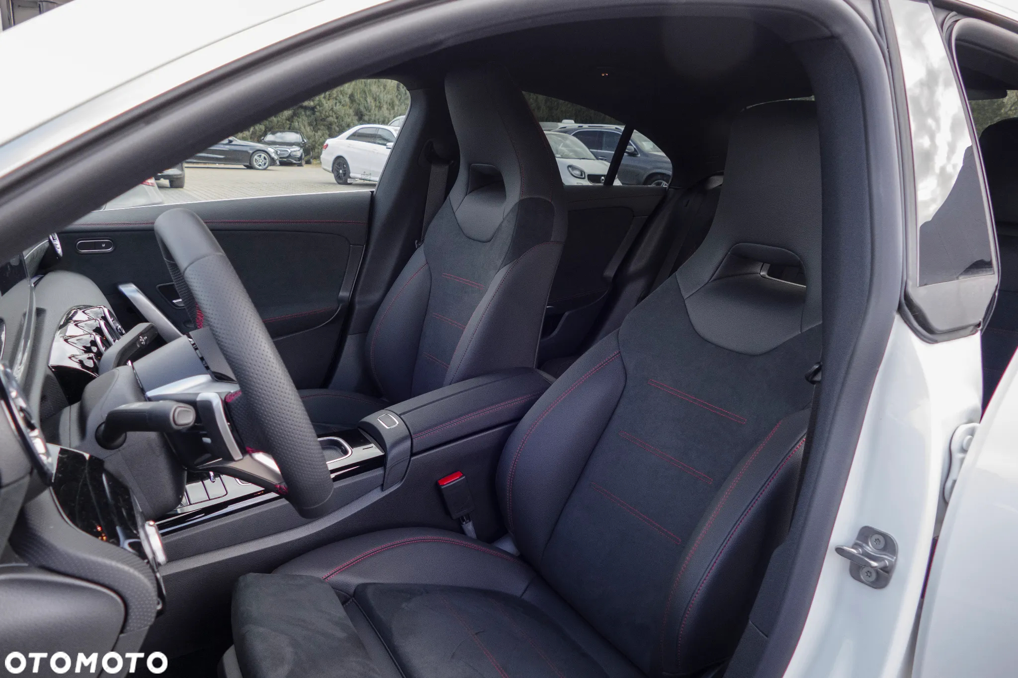 Mercedes-Benz CLA 200 AMG Line 7G-DCT - 14