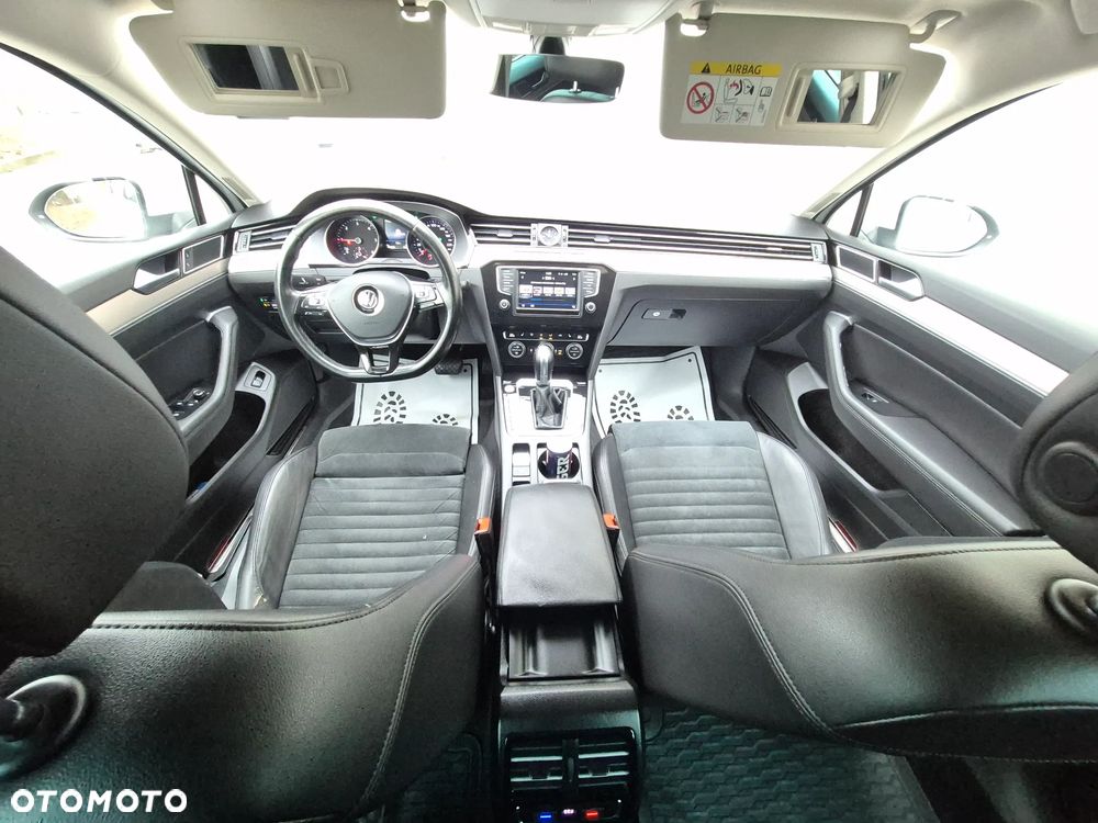 Volkswagen Passat Variant 2.0 TDI SCR 4Motion DSG (BMT) Highline - 26