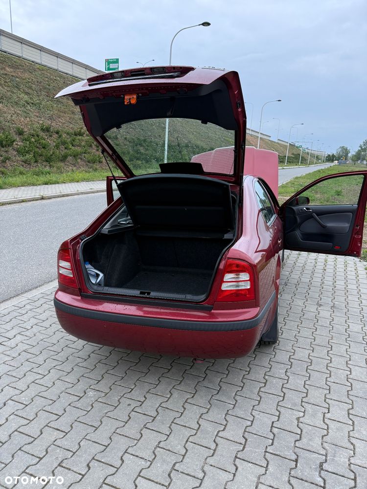 Skoda Octavia 1.6 Tour Plus Ice+ - 6