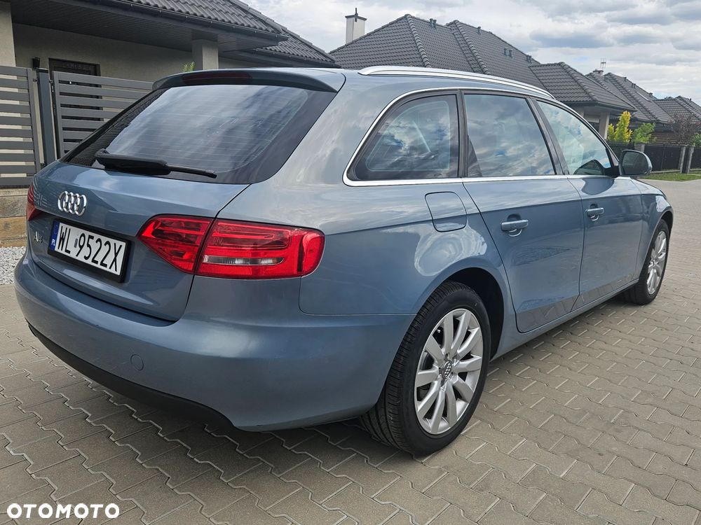 Audi A4 Avant - 6
