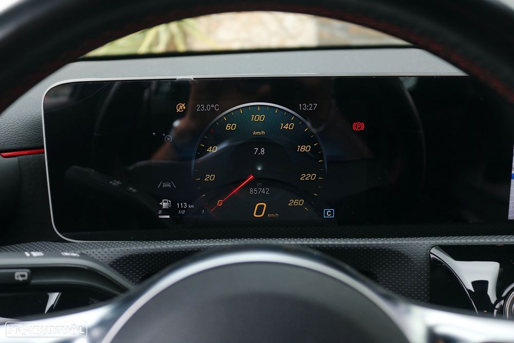 Mercedes-Benz A 160 d AMG Line - 15