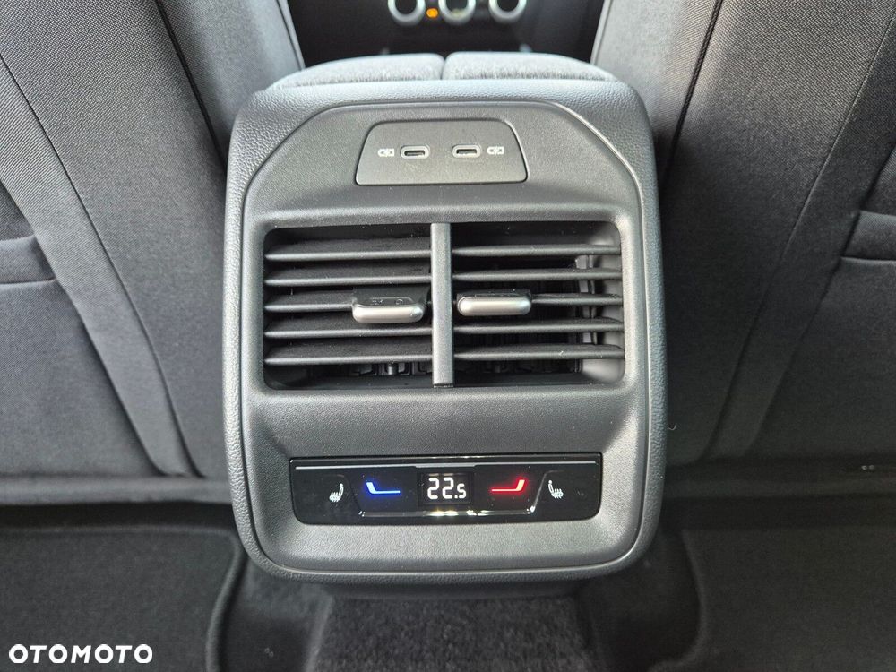 Skoda Superb 2.0 TDI SCR 4x4 Edition 130 DSG - 36