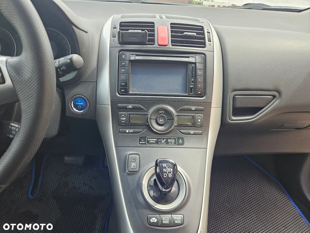 Toyota Auris - 22