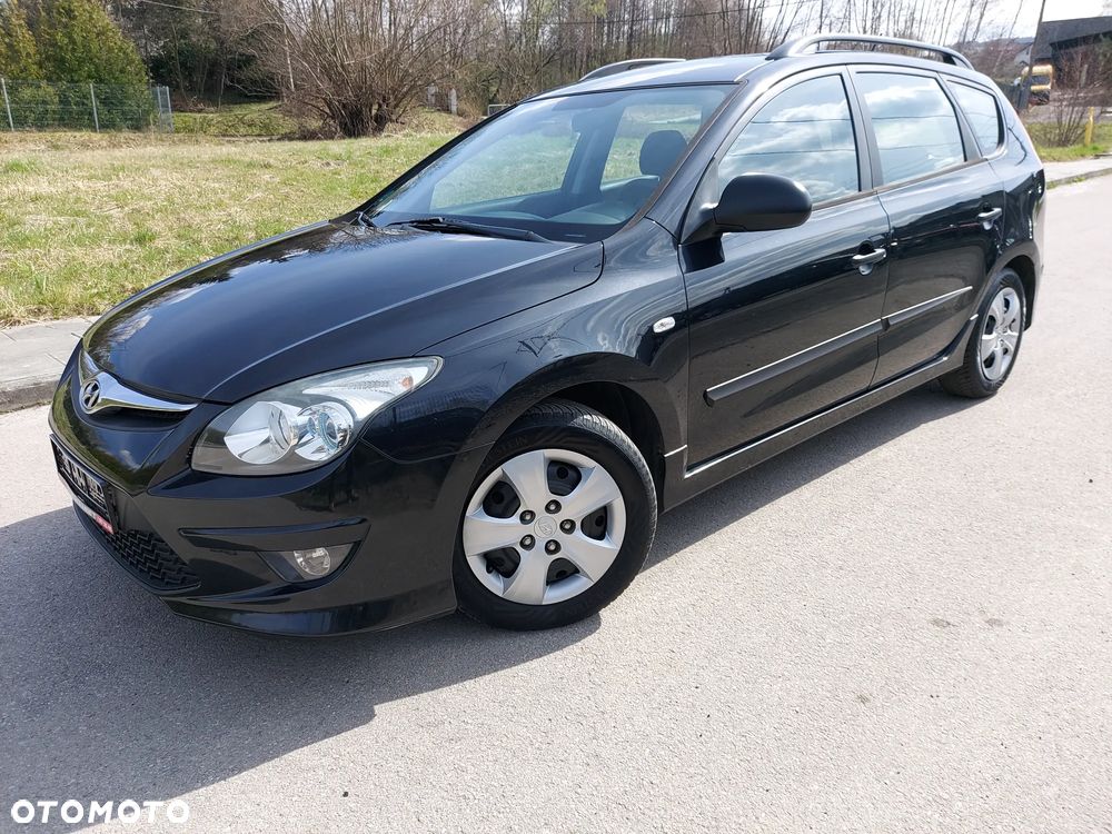 Hyundai i30 i30cw 1.4 FIFA WM Edition - 1