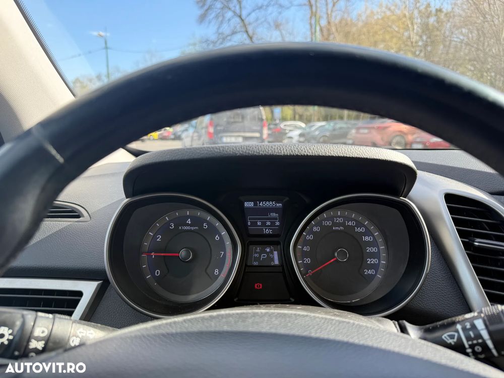 Hyundai i30 1.6 GDI 7DCT 5DR Highway - 12