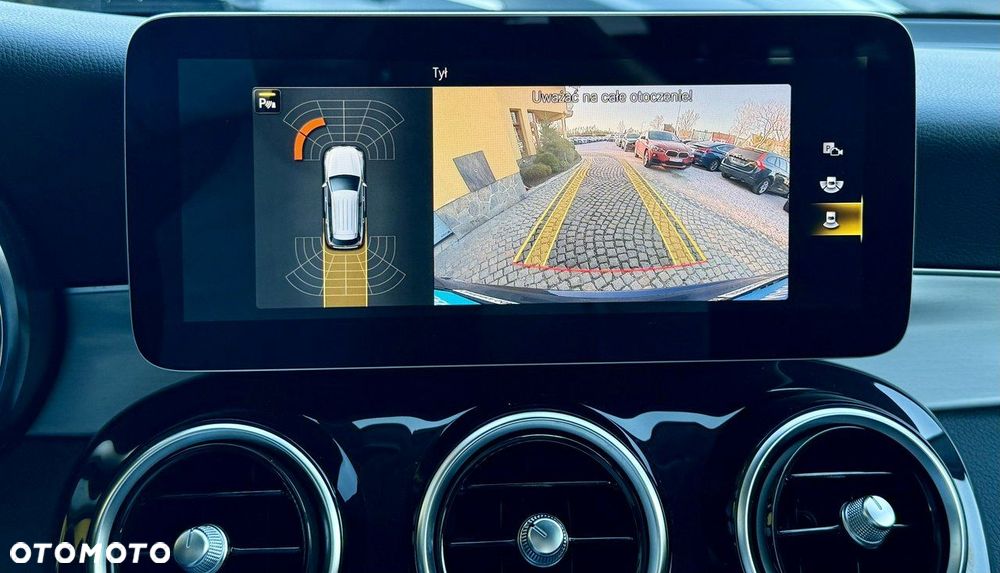 Mercedes-Benz GLC 300 d 4Matic 9G-TRONIC AMG Line - 27