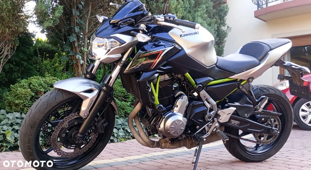 Kawasaki Z 650 - 16