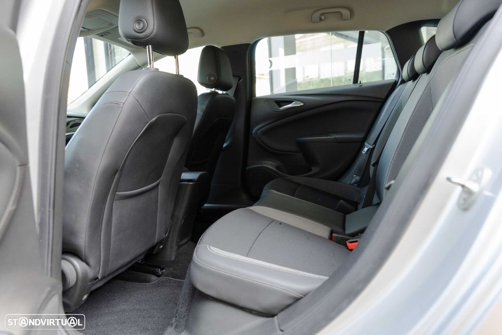 Opel Astra Sports Tourer 1.5 D Design & Tech S/S - 15