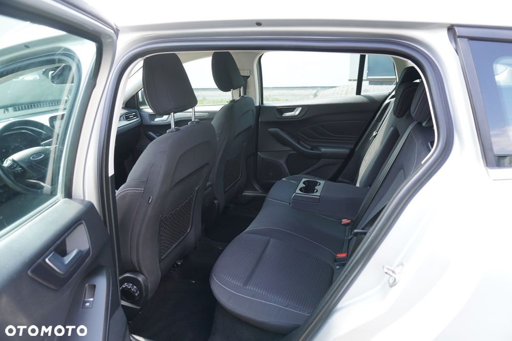 Ford Focus 1.0 EcoBoost Titanium - 5