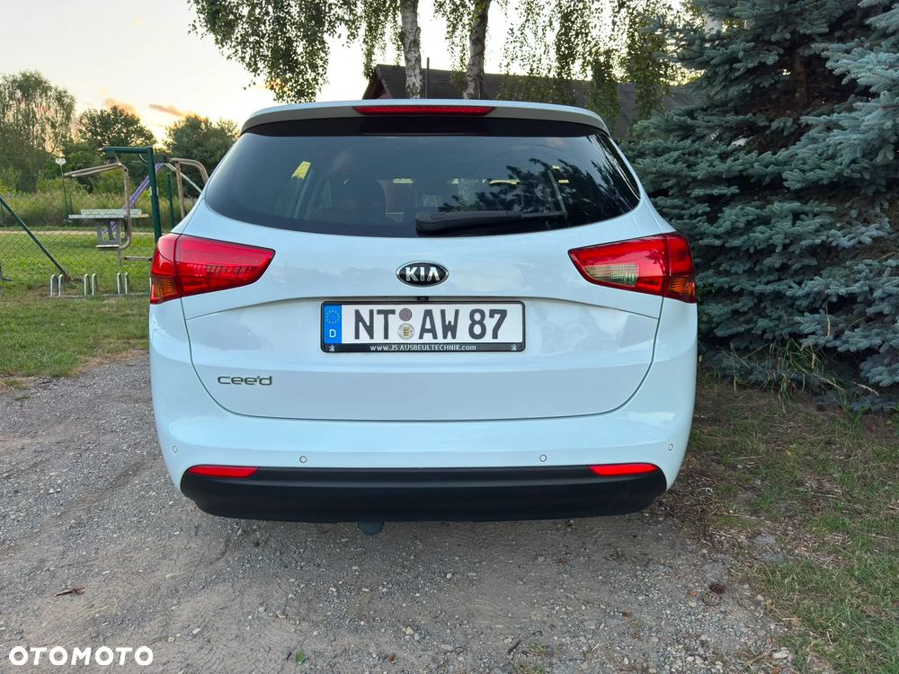 Kia Ceed - 23