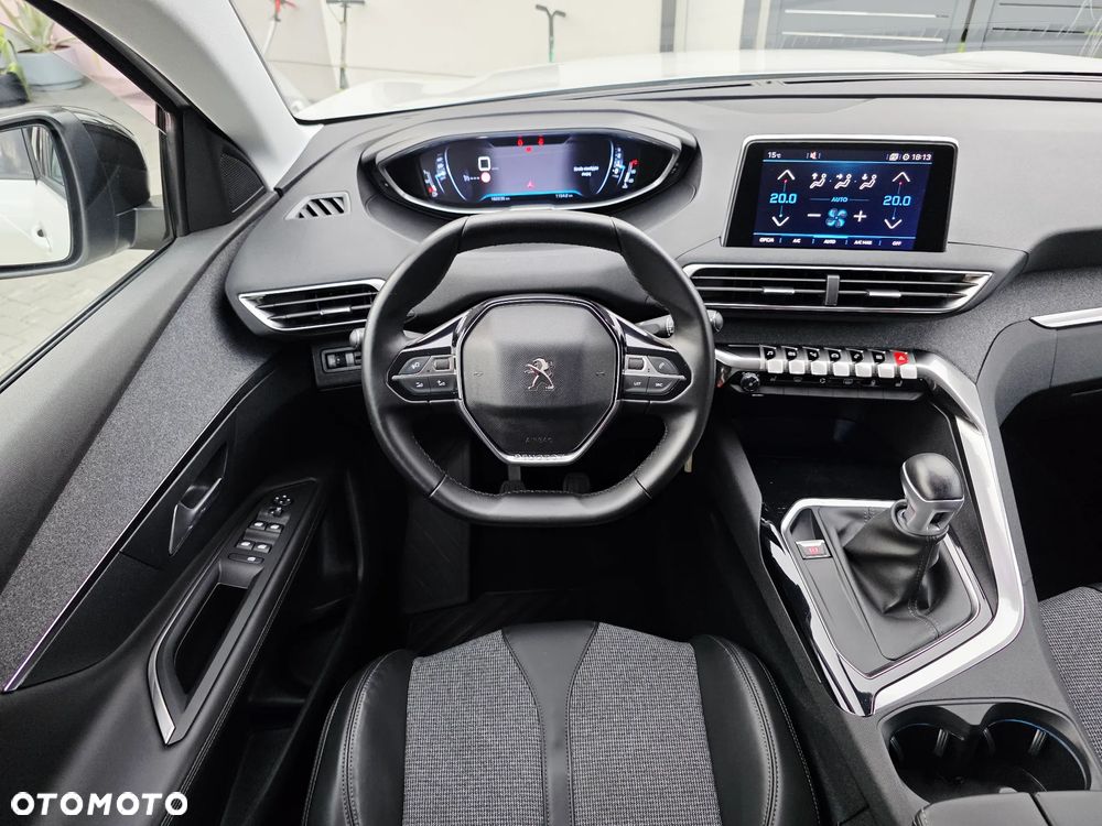 Peugeot 3008 PureTech 130 Stop & Start Allure - 28