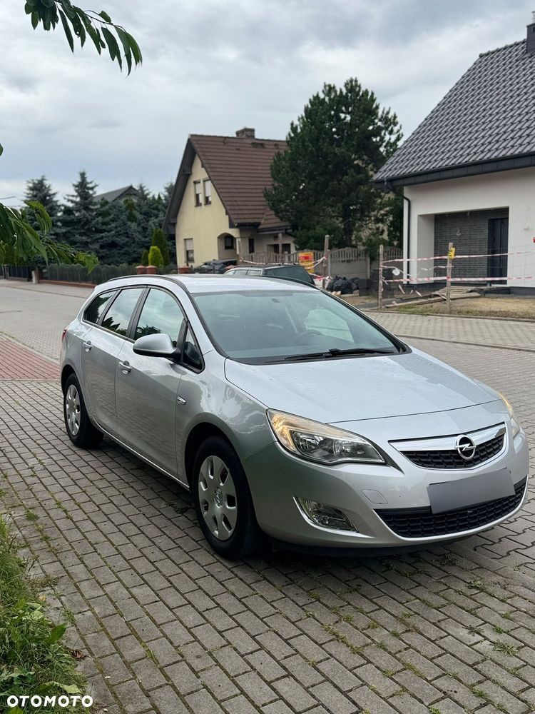 Opel Astra 1.4 Turbo Sport - 1