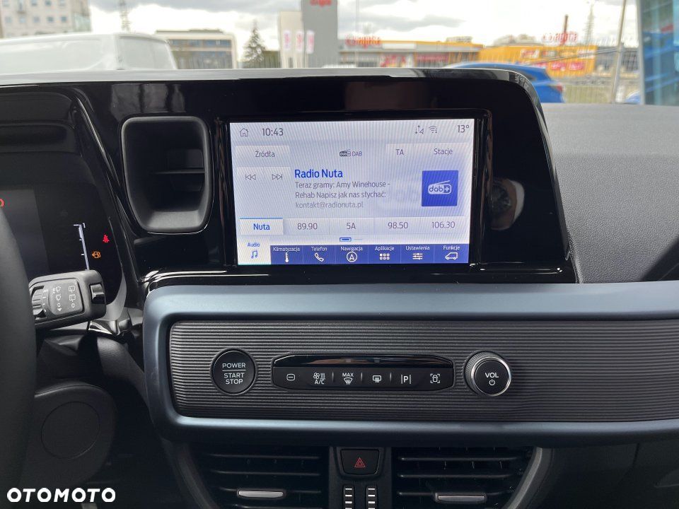 Ford Tourneo Courier - 14