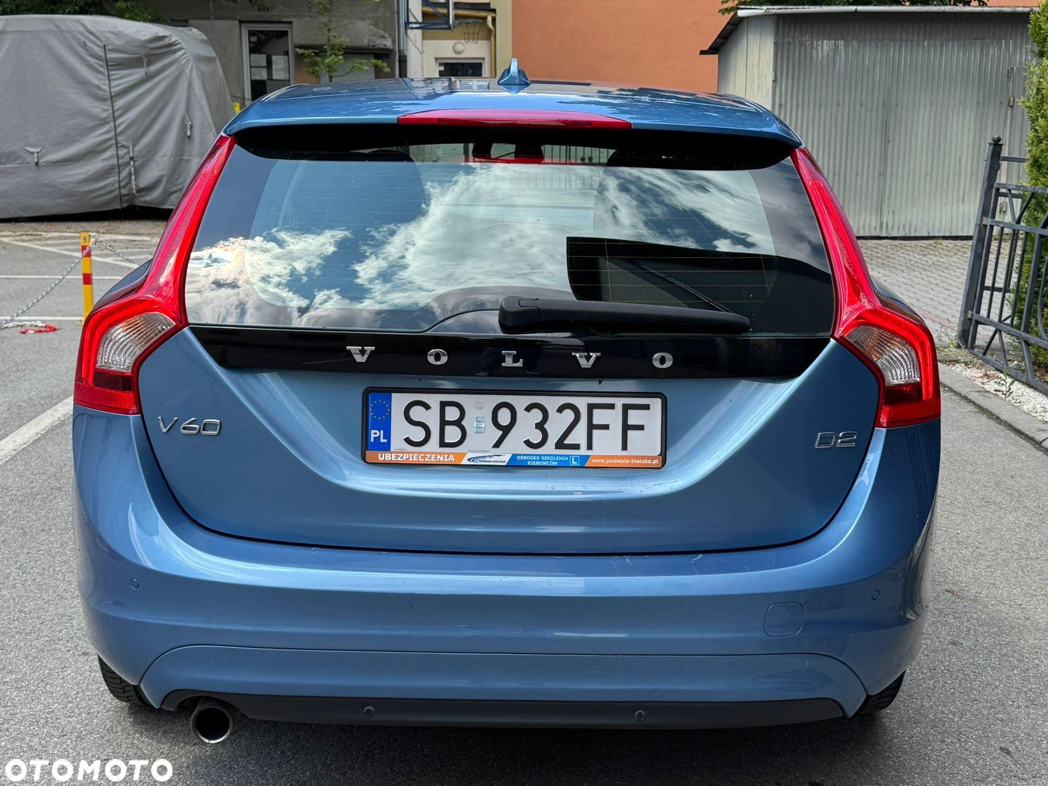 Volvo V60 D2 Momentum - 11