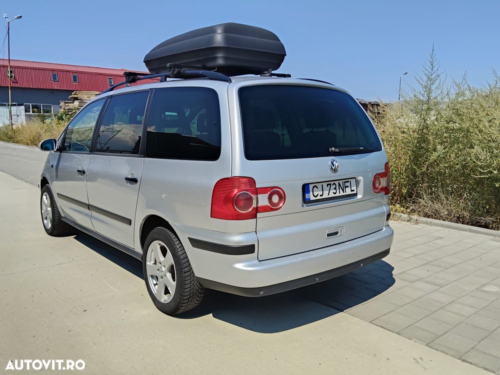 Volkswagen Sharan 2.0 TDI DPF Highline - 4