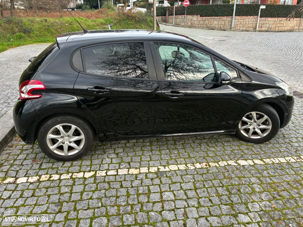Peugeot 208 1.2 VTi Access - 10